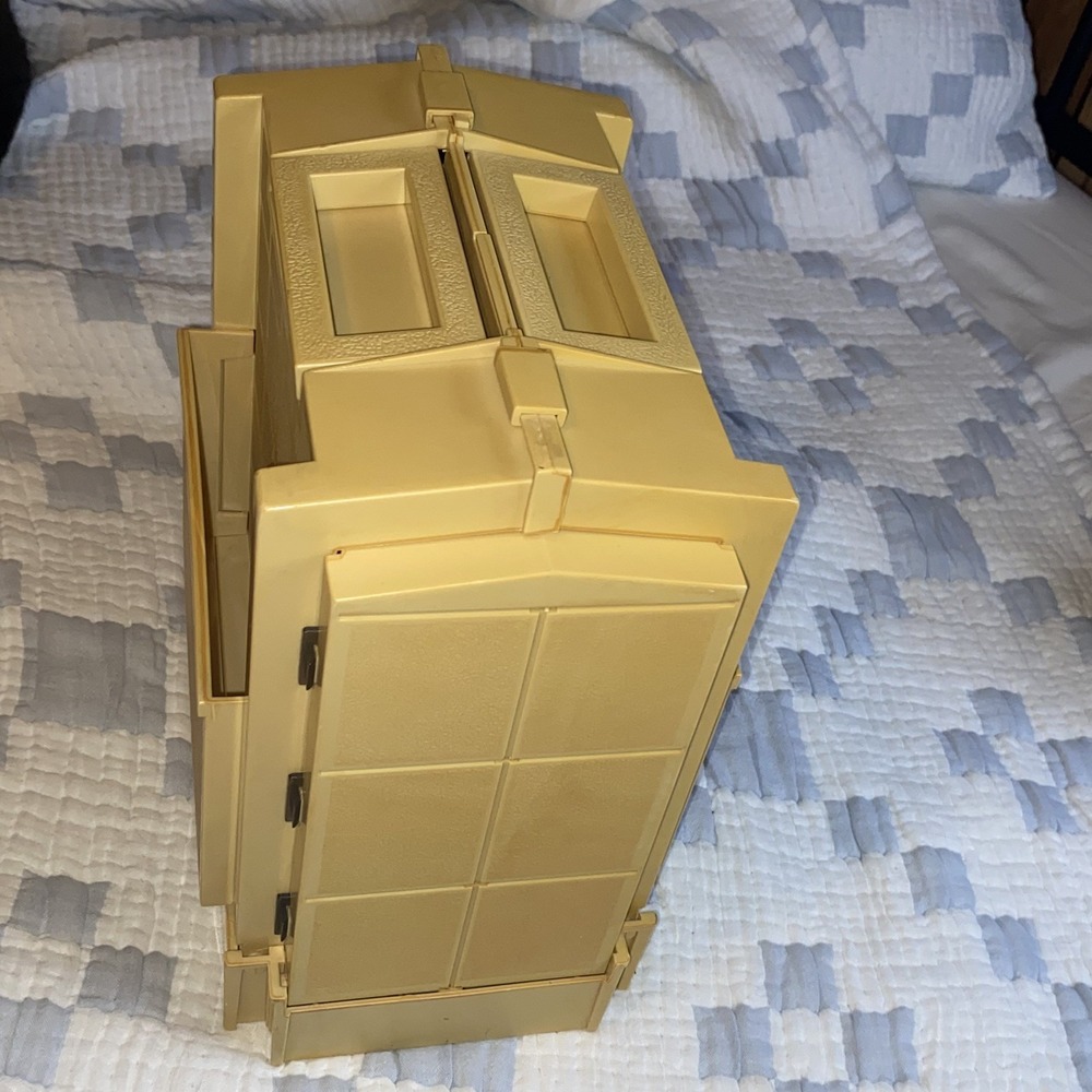 Vintage World Wide Media USA Sewing Storage Case 1983 Plastic - Picture 2 of 5